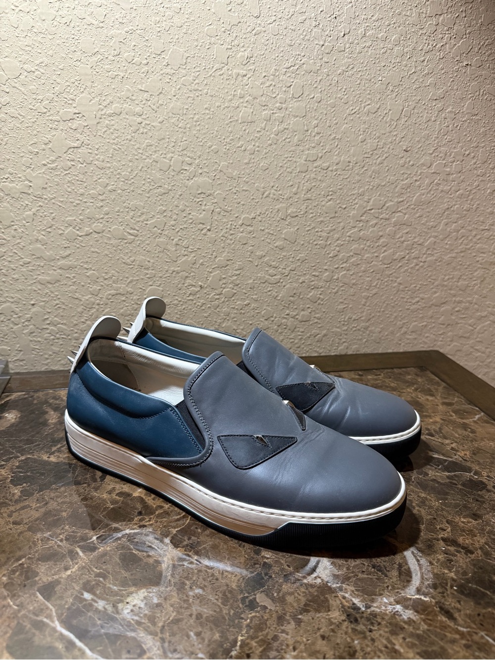 Men's Fendi Slip-On Leather Sneakers - Gray/Blue